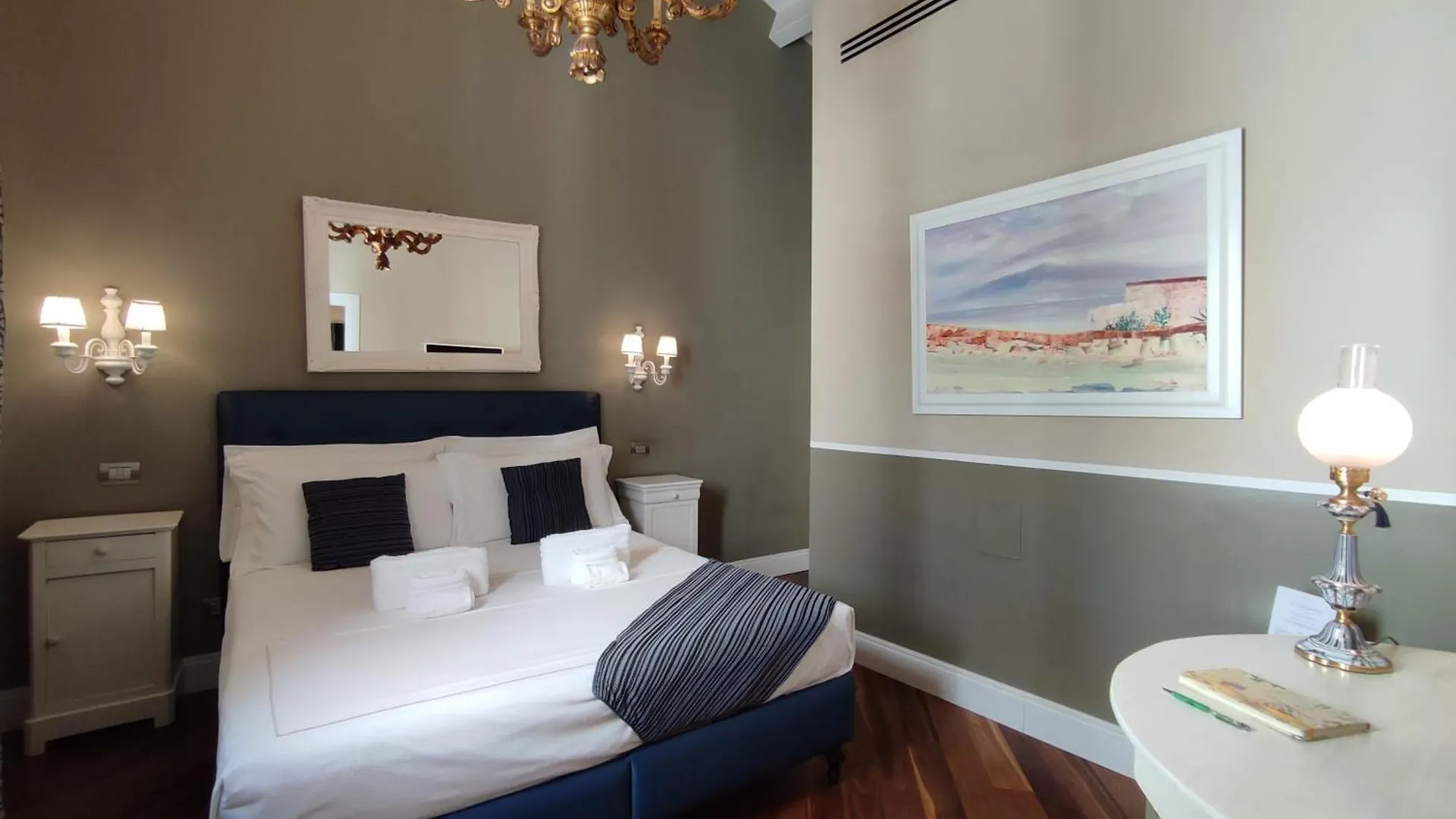 Dimora Bellini Luxury Rooms&Breakfast Palermo 2*,